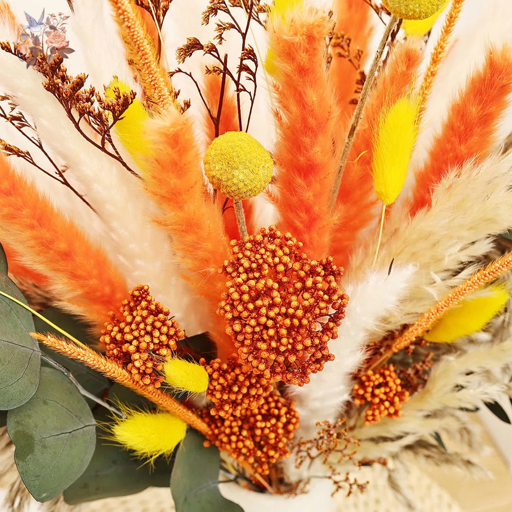 décoration boho bouquet séché eucalyptus pampas feuilles graminées vase naturel orange jaune