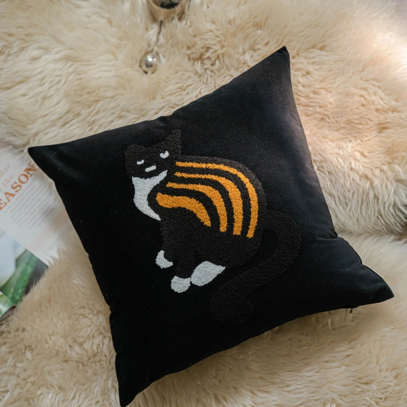 taies d'oreiller brodées chat yeux velours jaune noir modernes décoratives lit voiture 45x45