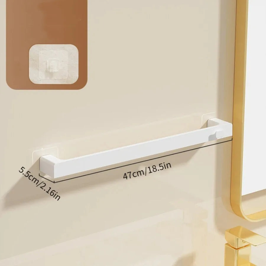 support rangement mural sabots moderne adhésif rose clair beige bleu gris rayures horizontales plastique
