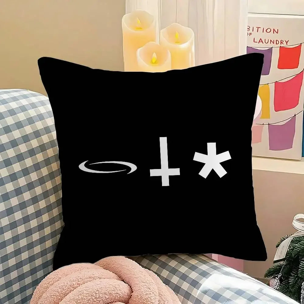 taie d'oreiller polyester motif géométrique moderne coussin carré noir symboles blancs étoile croix spirale