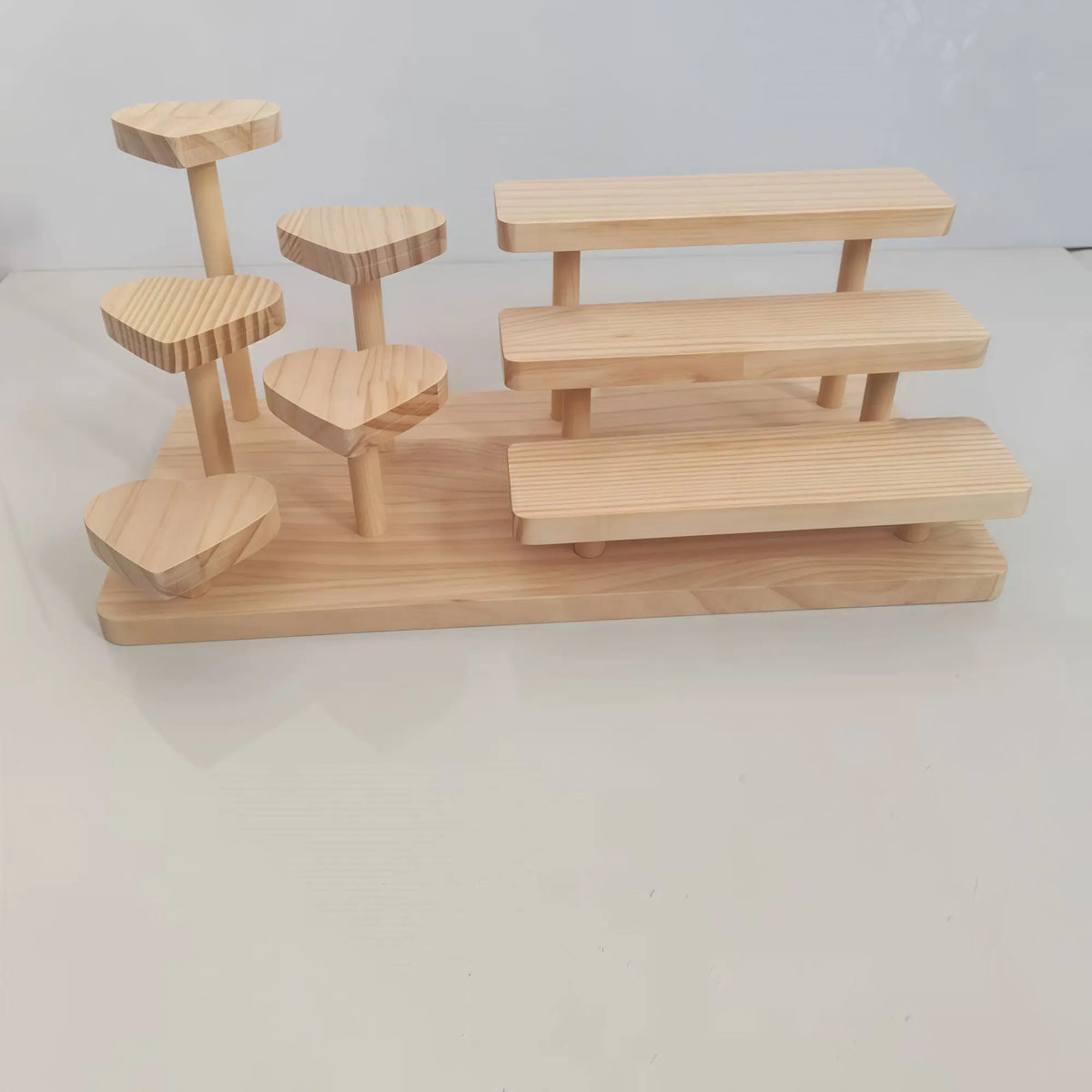 support bijoux bois clair moderne minimaliste lisse réutilisable articles divers exposants