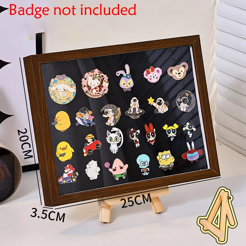 présentoir porte badges acrylique réutilisable contemporain bois marron noir clips badges
