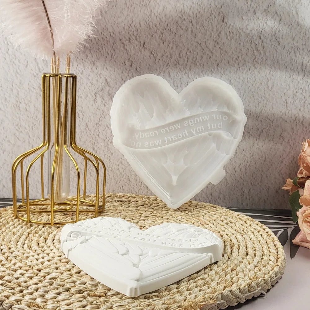 moule silicone coeur ailes ange ruban blanc classique décoration plâtre ciment résine romantique