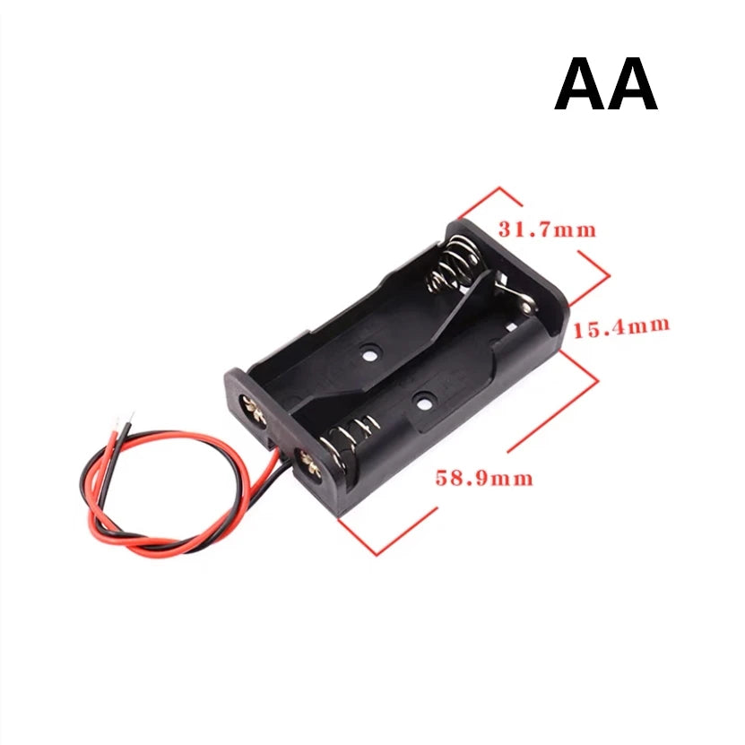 boîtes rangement batteries 18650 AA noires clips pratiques emplacements multiples