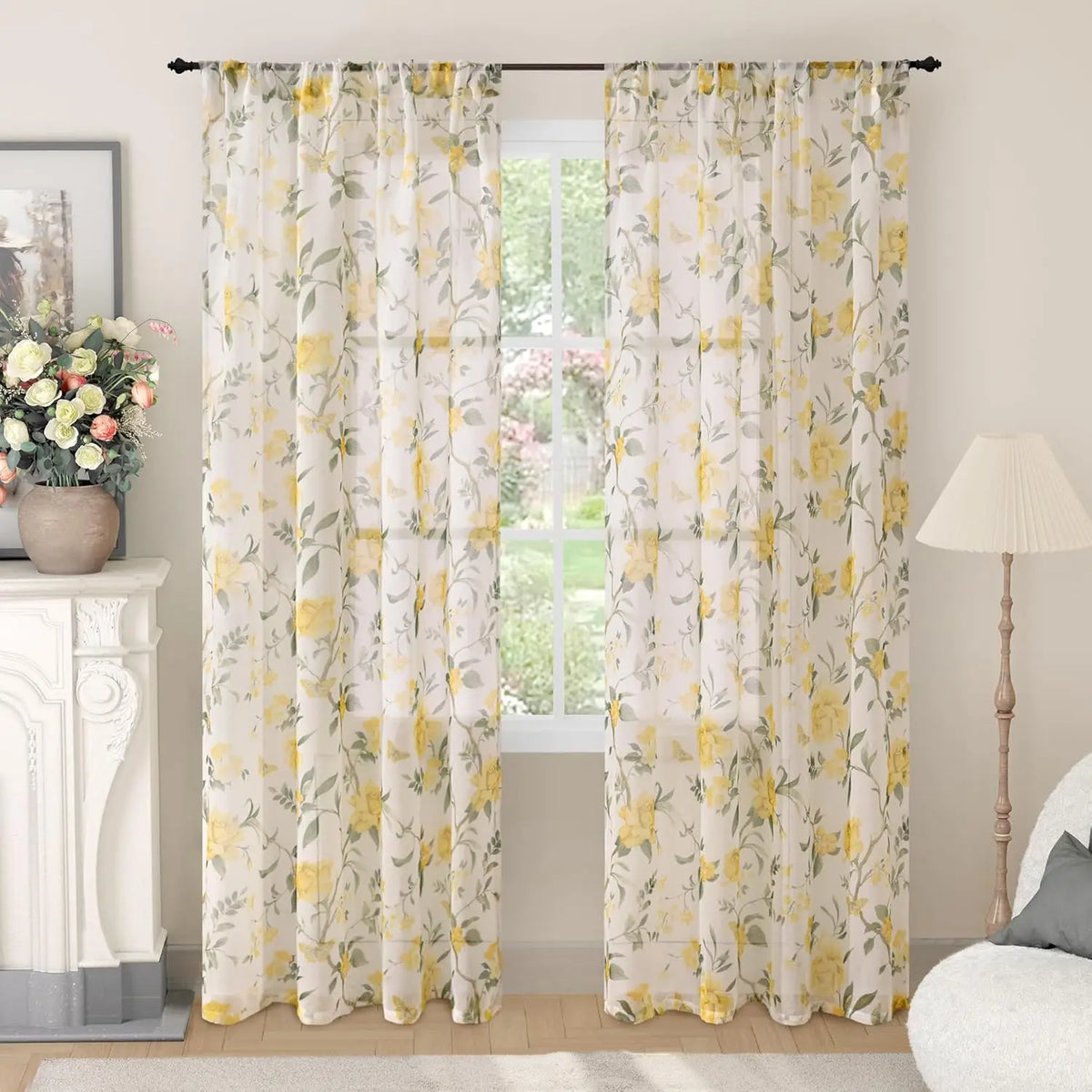 rideaux légers fleur rose jaune motifs floraux champêtre translucides salon chambre coucher