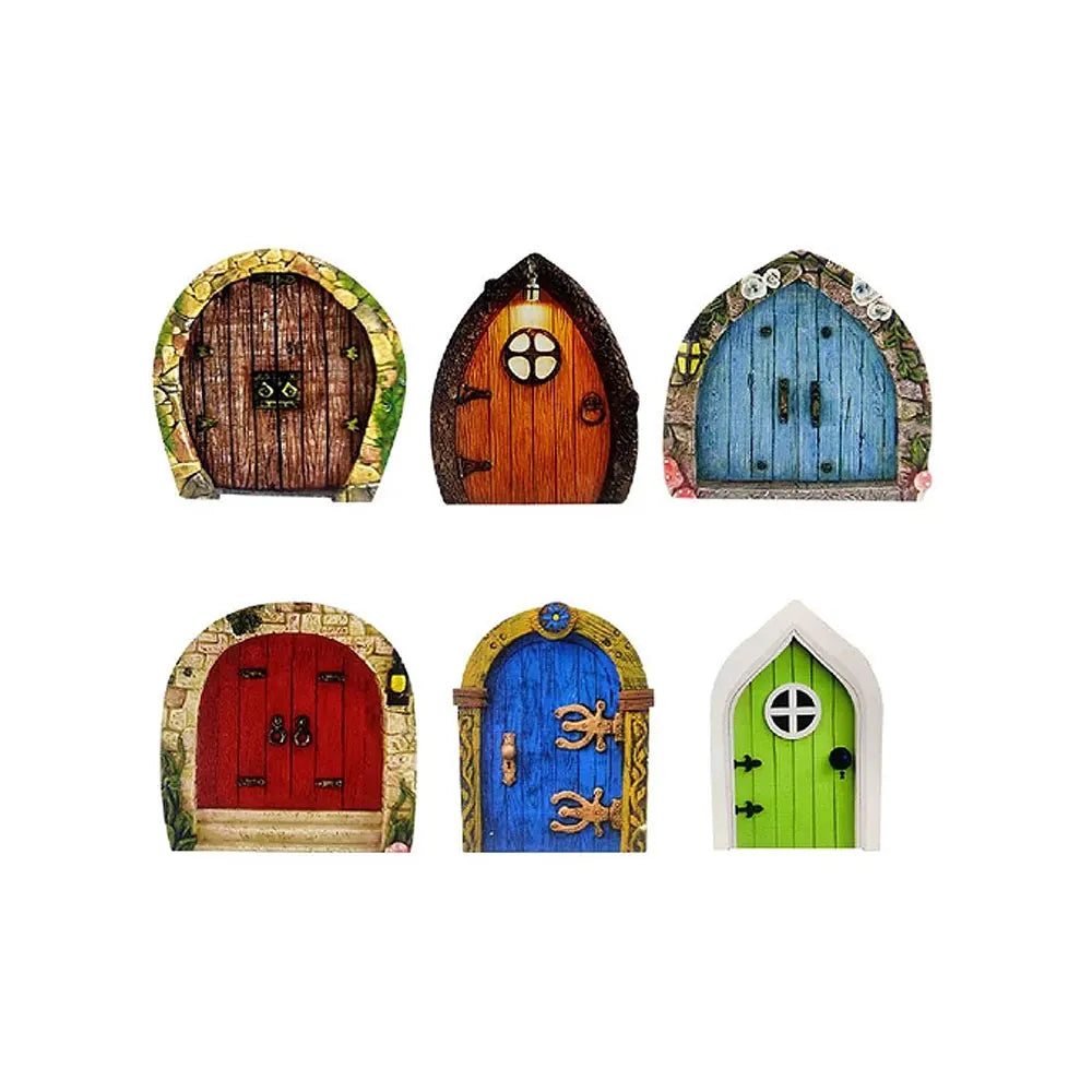 portes fées miniatures bois décor maison poupée vert bleu rouge motifs floraux elfiques
