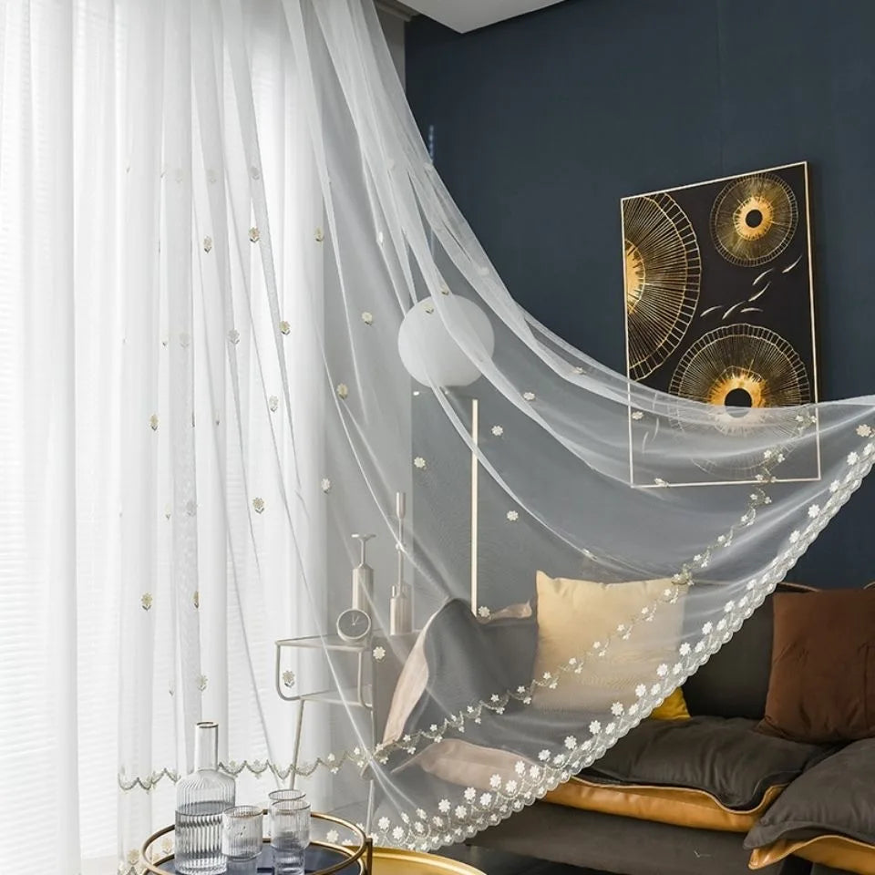 rideaux tulle floral transparents pastoral chambre salon decoration fleurs feuilles feston blanc vert jamais