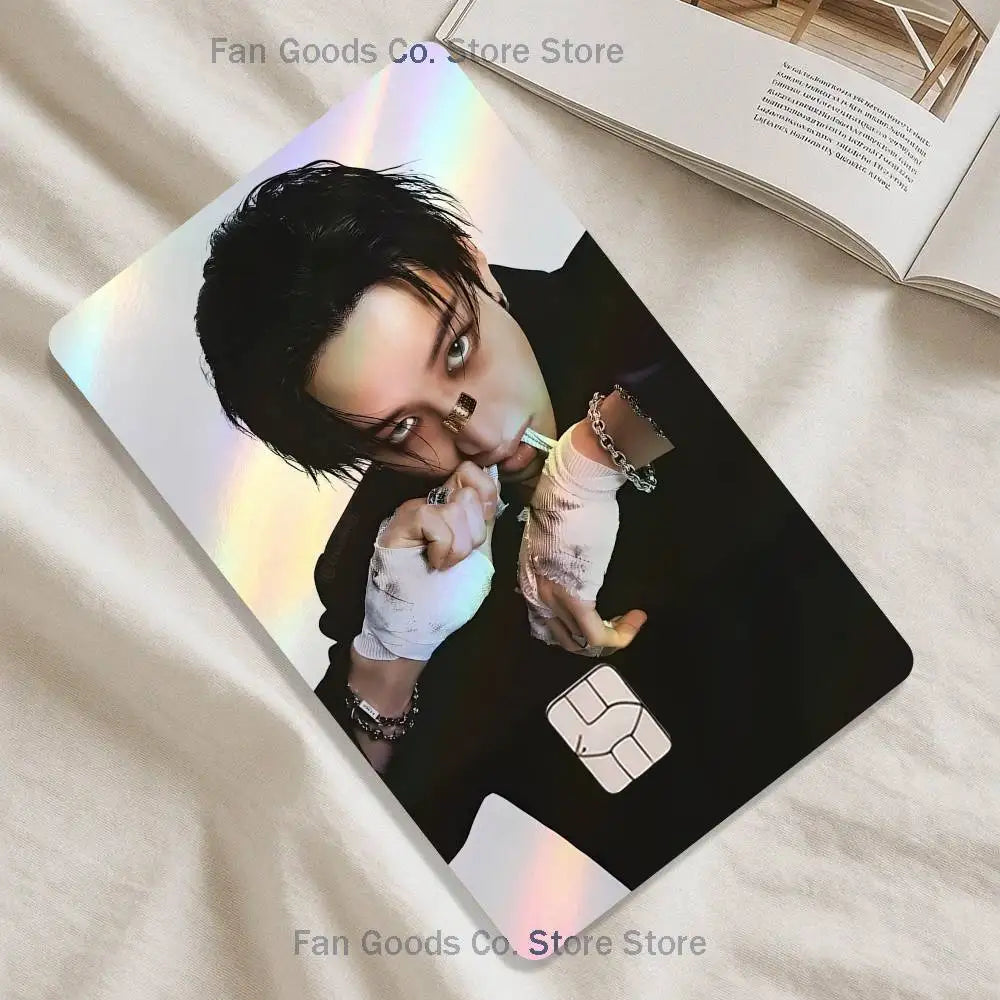 autocollant decoratif carte visite multicolore effet holographique image personnage accessoire moderne populaire pvc 85.6x53.98mm