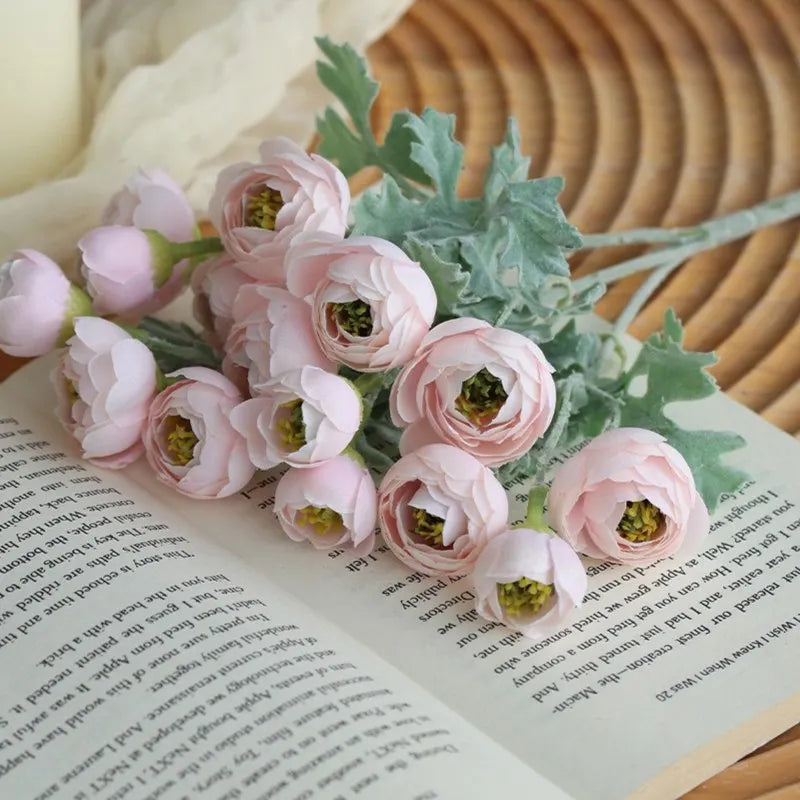 Bouquet artificiel fleurs soie rose pâle blanc vert orange modernes intérieurDecoration mariage anniversaire