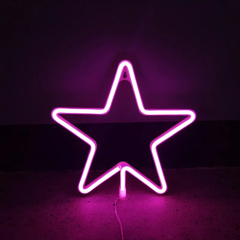 néons lumineux décoratifs cloche flocon arbre renne étoile couleurs vives câbles usb alimentation festive