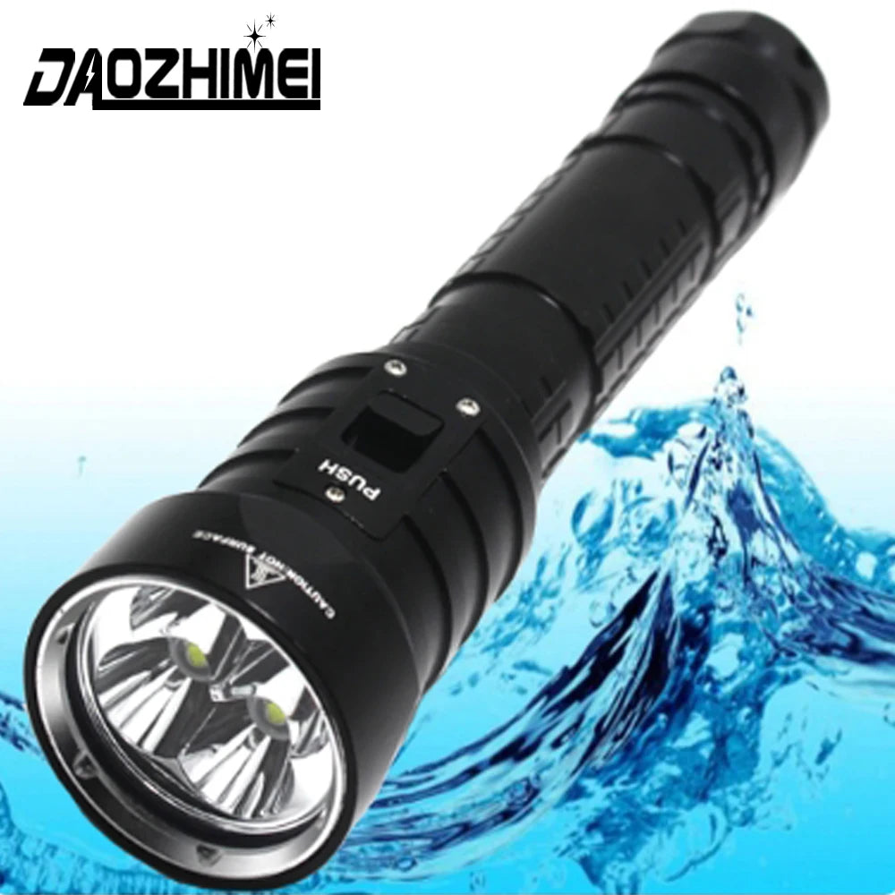 lampe torche plongée led rechargeable 15w 350 lumens texturée rainures moderne robuste 200 500mètres