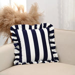 taies d'oreiller carrées rayures bleues blanches velours moderne fixation décoration canapé chambre sofa