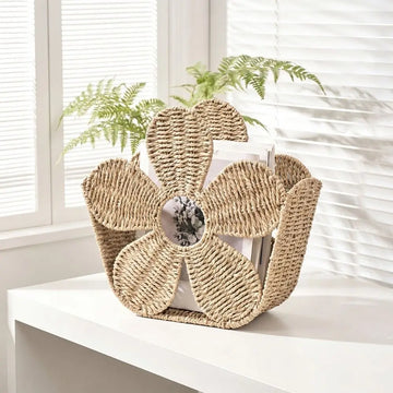 panier tressé bohème rangement livres magazines fleuri couleur beige naturel rustique intérieur decoration