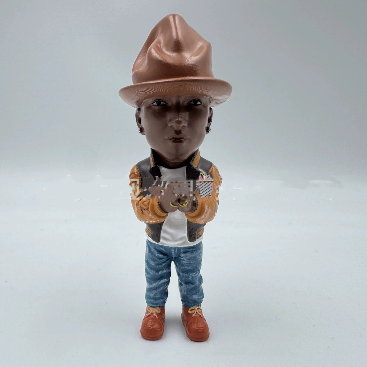 figurine humaine bobblehead chapeau marron patchwork billionnaire boys club streetwear décoration intérieure ornement