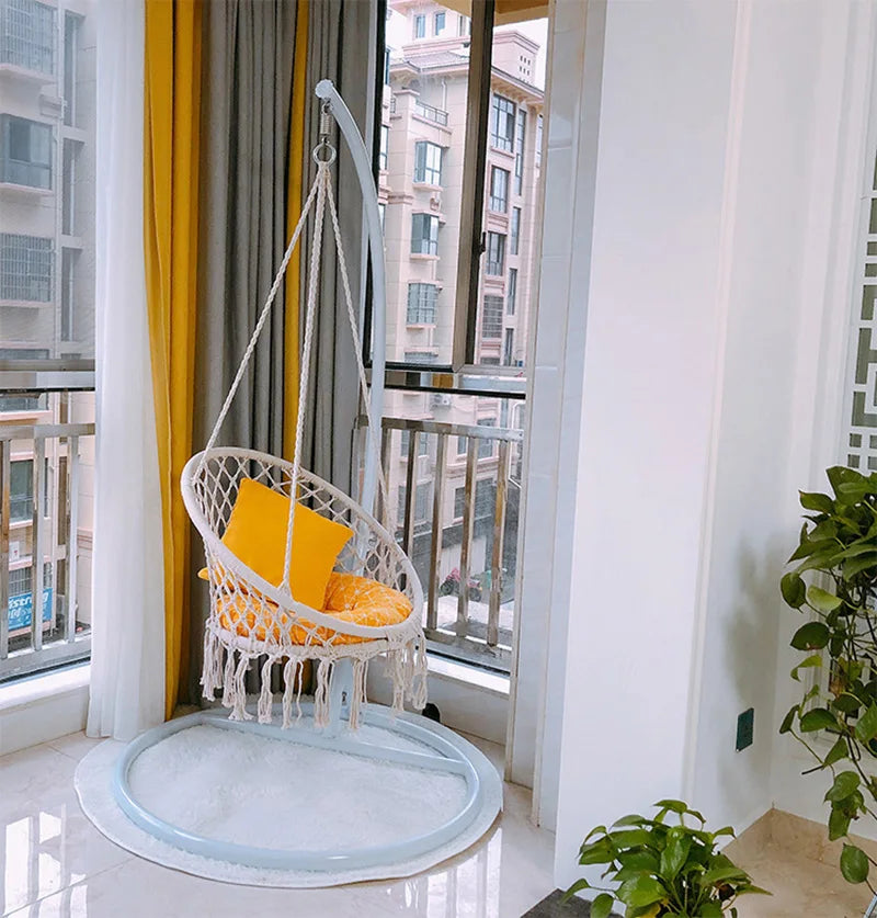 fauteuil suspendu macramé tissé motifs géométriques franges boho chic blanc beige noir rose bleu