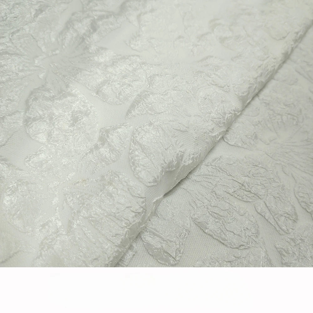 tissu polyester brocart fleurs relief rose clair beige gris rouge jaune doré opacité Jacquard