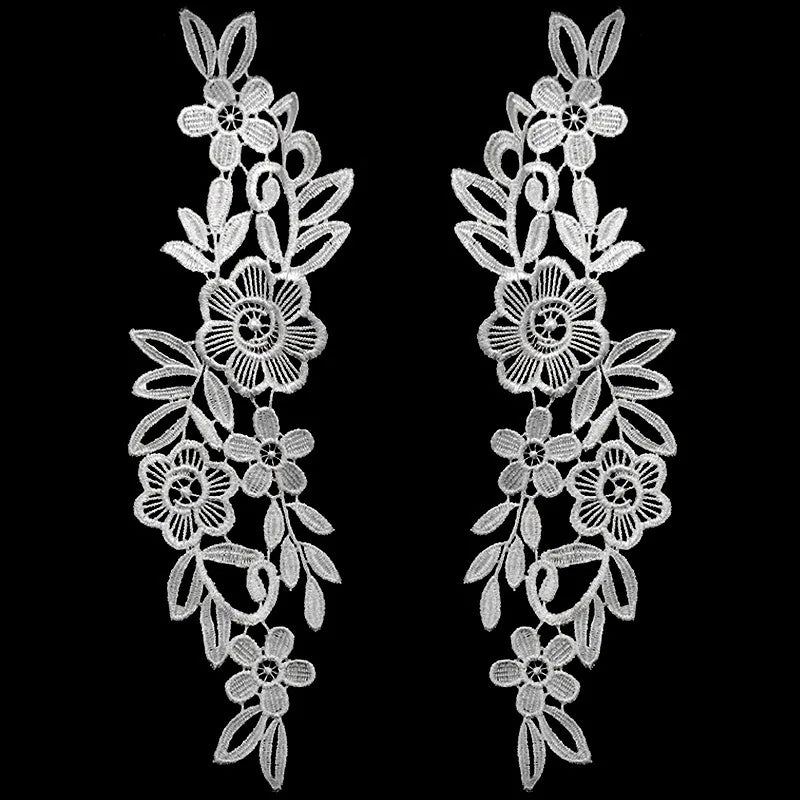 appliques textiles brodées motifs floraux couleurs rouges bleues vertes marrons or coton polyester