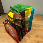 présentoir moderne blanc porte sacs condiments texture lisse rangement sauces instantanées