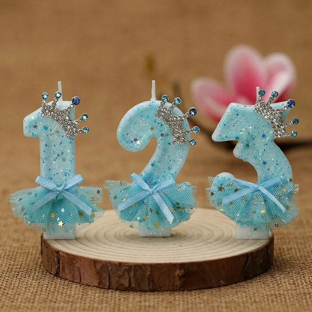 bougies numériques anniversaire forme chiffres paillettes strass rubans bleu rose décoratives féminines