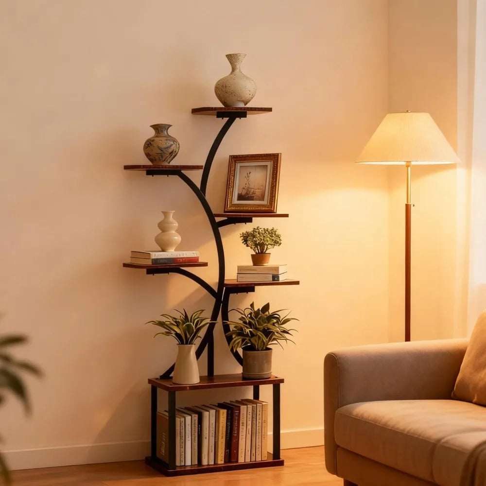 Porte plante avec différentes variétés de plantes vertes