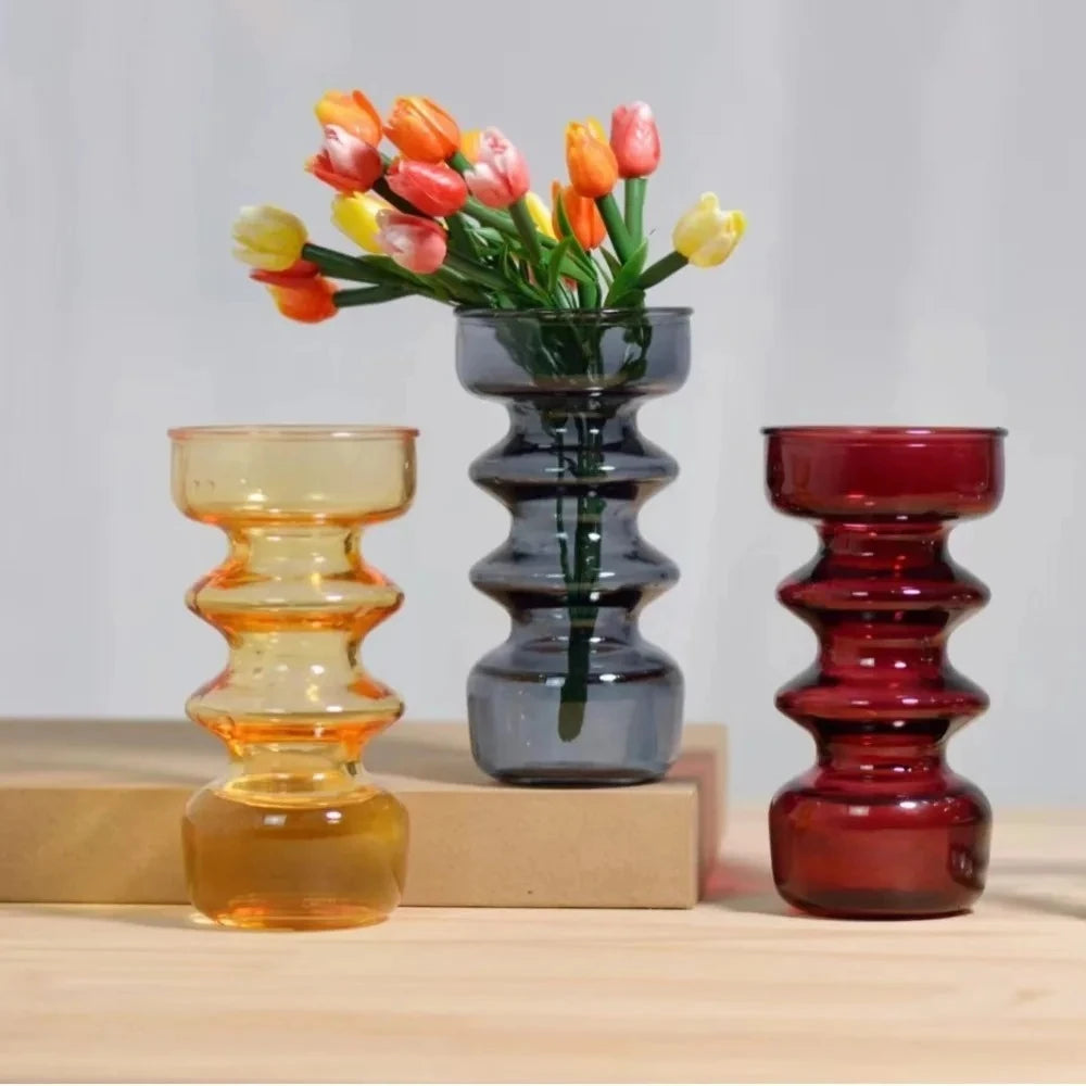 vases verre modernes transparents orange rouge gris lilas tulipes décoration salon