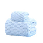 serviette bain moderne rose clair absorbante texture cotonnée motif géométrique douce séchage rapide