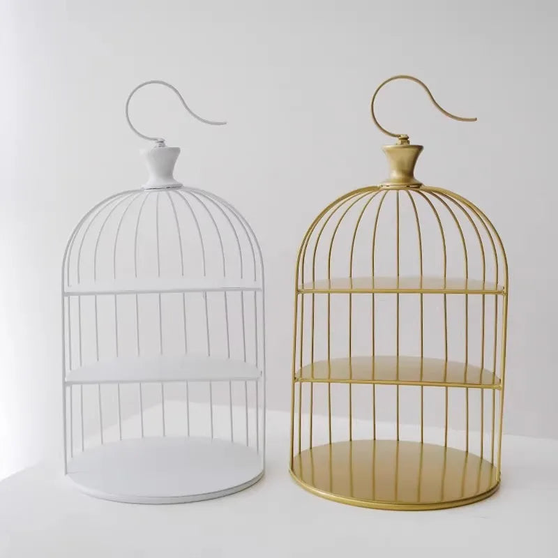 présentoirs gâteaux cage métal doré blanc grille vintage élégants anse crochet tartes fruits
