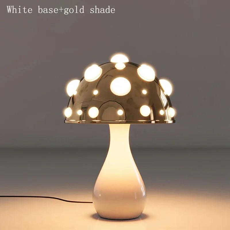 lampe poser led rouge blanche texture bois moderne points blancs chapeau