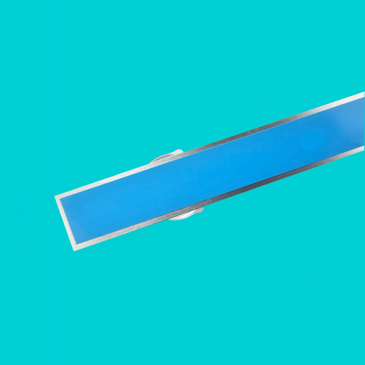bande lumineuse led adhésive blanc bleu moderne connecteur câble alimentation opacité mat
