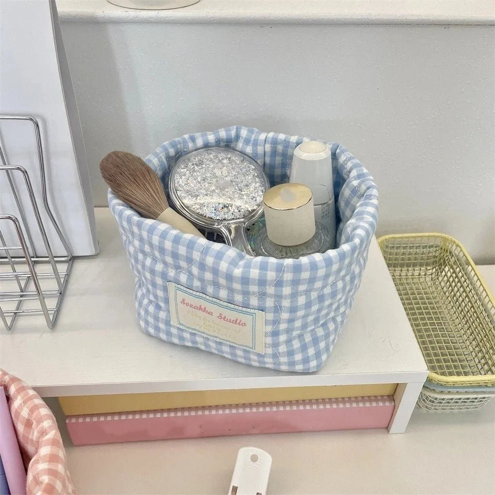 panier rangement tissu carreaux rose bleu vert jaune vintage réutilisable multiple doux ménage