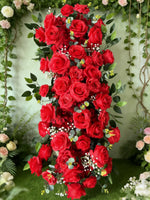 décoration mariage rideau floral cascade roses baby's breathintérieur romantique élégant