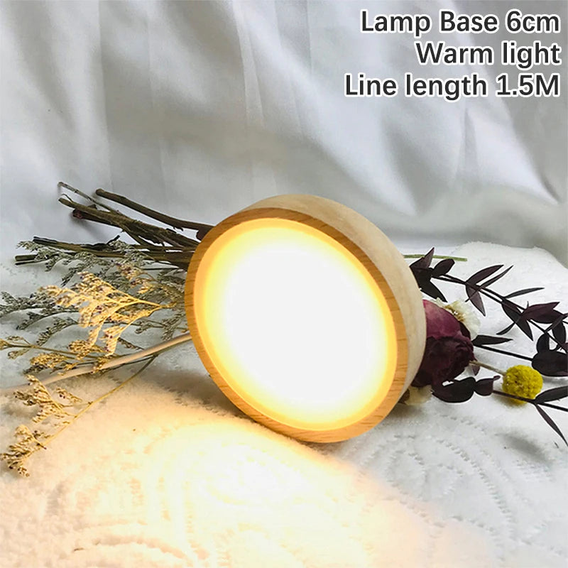 lampe poser moderne bois naturel couleurs chaudes blanc orange vert translucent câble usb commandes