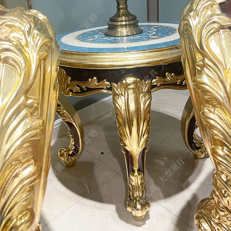 canapé angle bois baroque imprimé floral noir blanc coussins déco table basse
