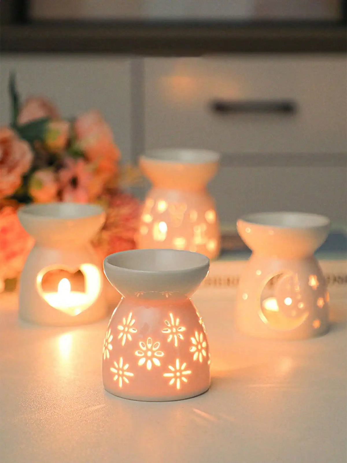 diffuseur huiles parfumées céramique blanc coeurs fleurs love moderne aromathérapie décoration intérieure