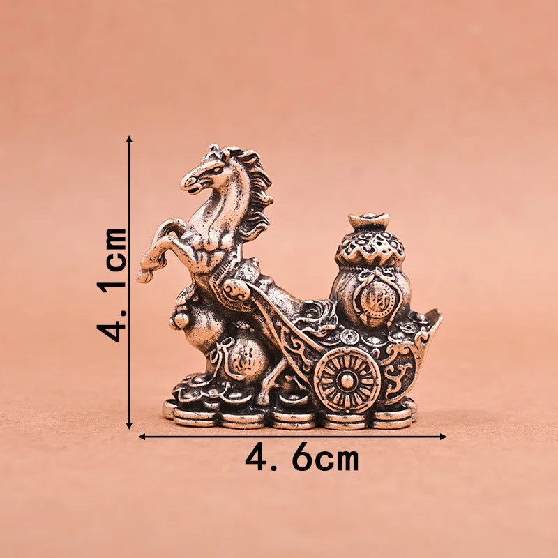 statue cheval bronze doré motifs floraux géométriques artisanal rétro bouclier couronne
