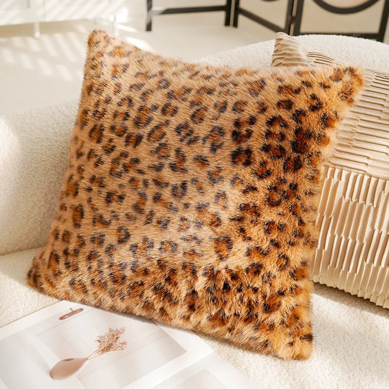 coussins patchwork marron beige motifs géométriques imprimé léopard contemporain polyester coton respectueux environnement non