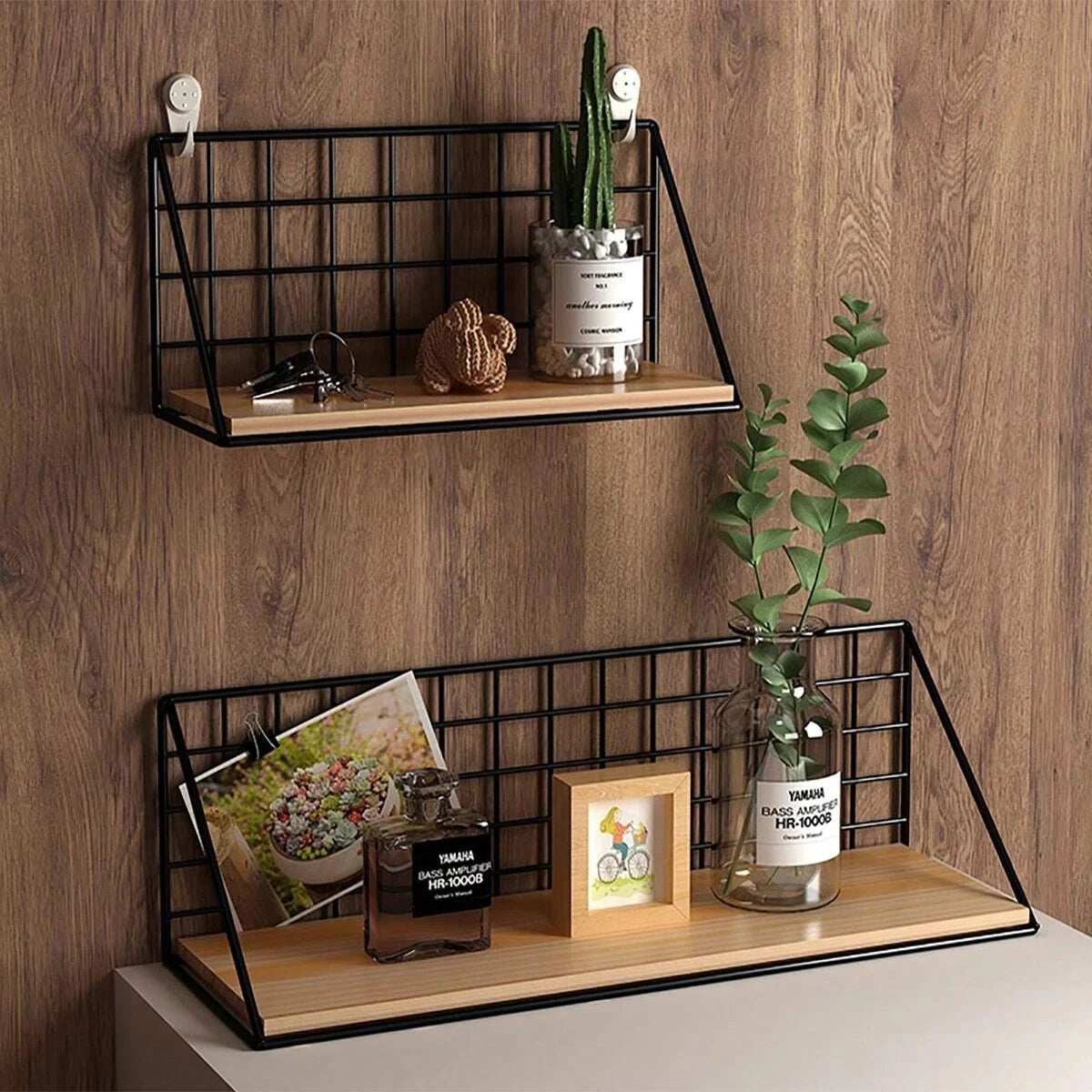étagère murale industrielle métal bois blanc noir rangement salon chambre decoration moderne finition grille