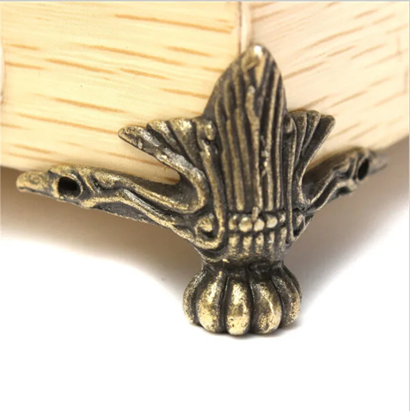 protege angle meuble decor vintage bronze floral vieilli pieces fixations vis