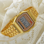 montre numérique rectangulaire affichage lcd rétro résistante chocs alarme date auto semaine noir rose