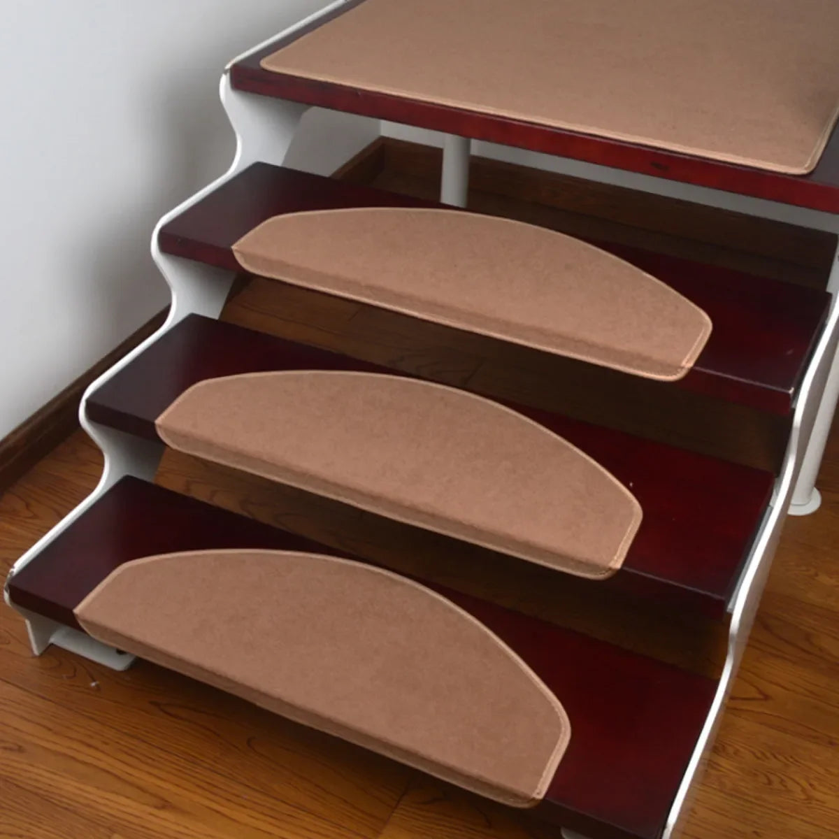 tapis antidérapants adhésifs protection marches escalier moderne 15 pièces différentes couleurs