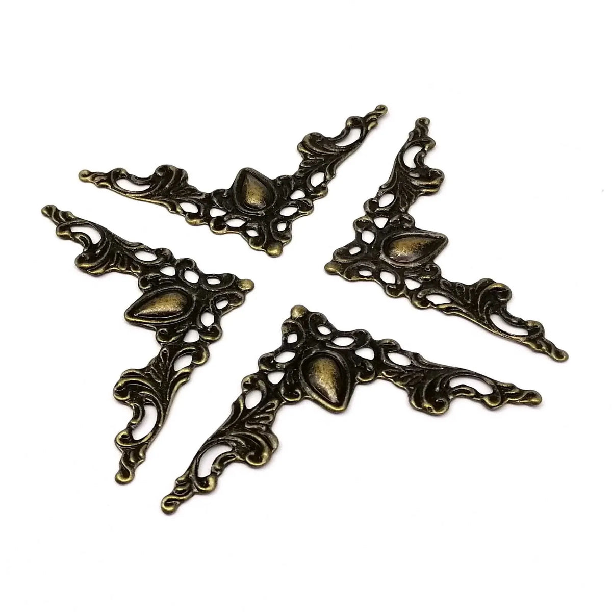 cornières décoratives or argent bronze ornements floraux protection meubles vintage baroque