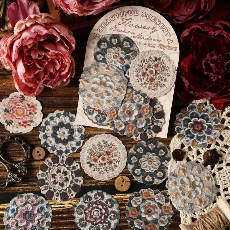 autocollants vintage fleurs papillons dentelle motifs floraux complexes décoratifs bleu rose beige