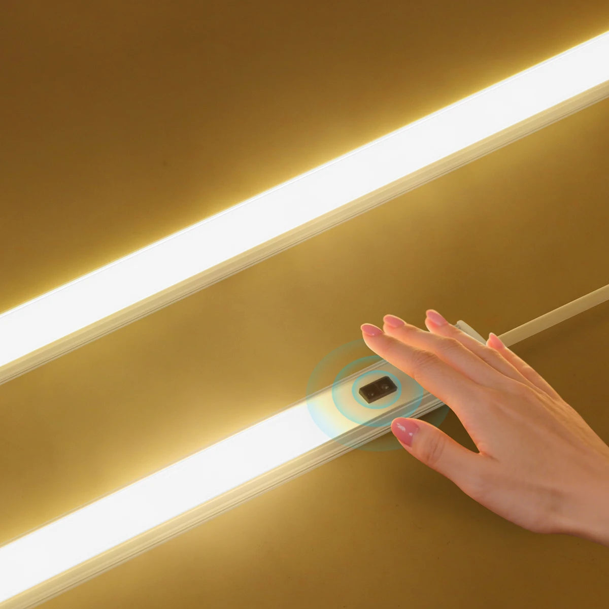 lampe led tactile blanche moderne adhésif sensor sans contact 5v 5w aluminium