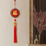 décoration nouvelle année pendentif bois rouge doré traditionnel chinois lettres motifs pompon