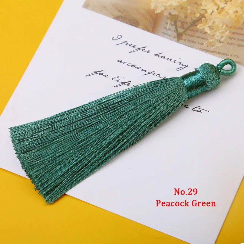 lot dix pompons soyeux anneau métallique décoration rideau couture bijoux artisanat
