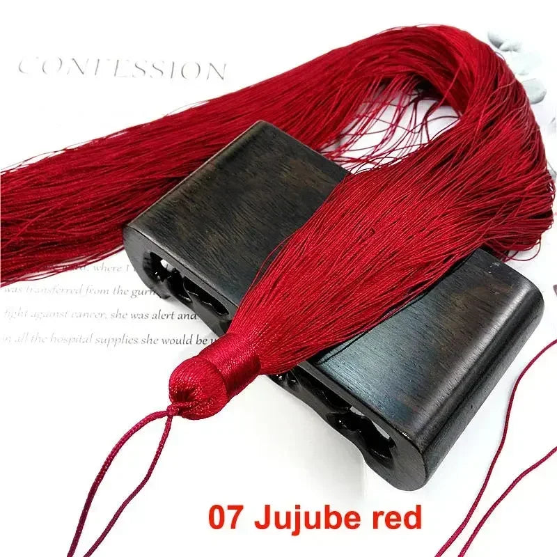 pompon soie couleur noir bleu vert blanc rouge orange violet traditionnel décoratif textile rideau