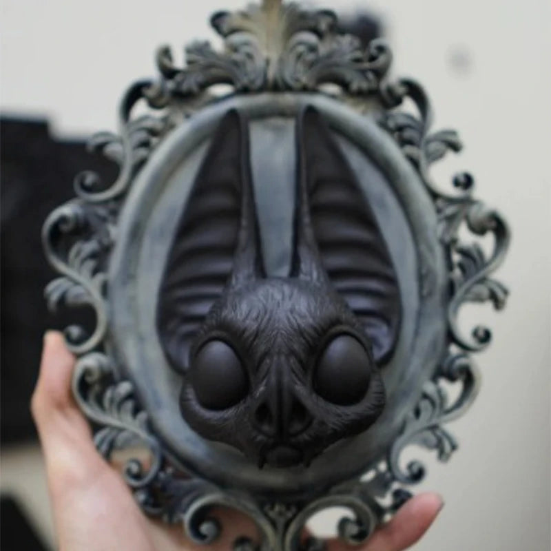 cadre mural or noir relief sculpté baroque artisanal decoration murale relief animal résine