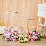 supports fleurs dorés modernes décoration mariage événements élégants multifonctions vases présentoirs gâteaux pieds lampe