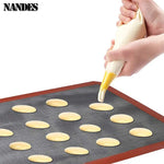 tapis cuisson silicone antiadhésif rose noir moderne cuisine pâtisserie environnement
