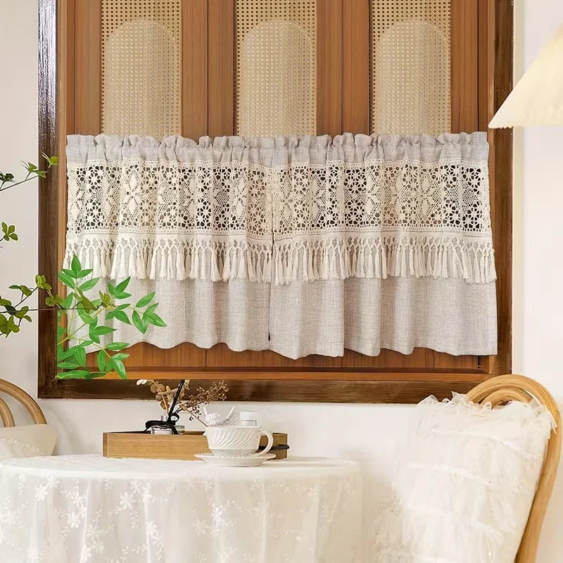rideau boho crocheté franges beige clair rustique fenetre cuisine simple